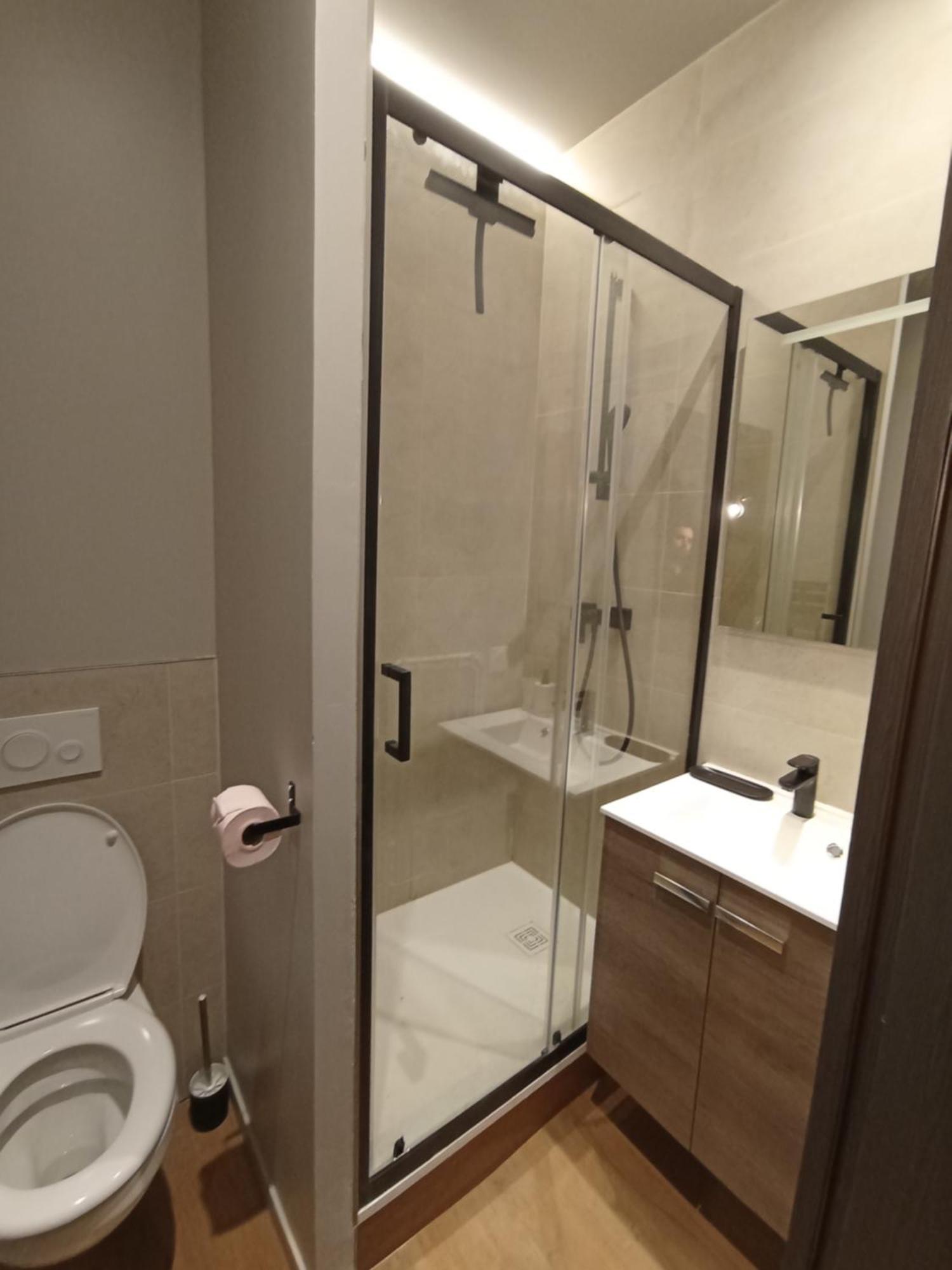 Le 12 Wifi Neuf App 01 Apartment Сент Етиен Екстериор снимка